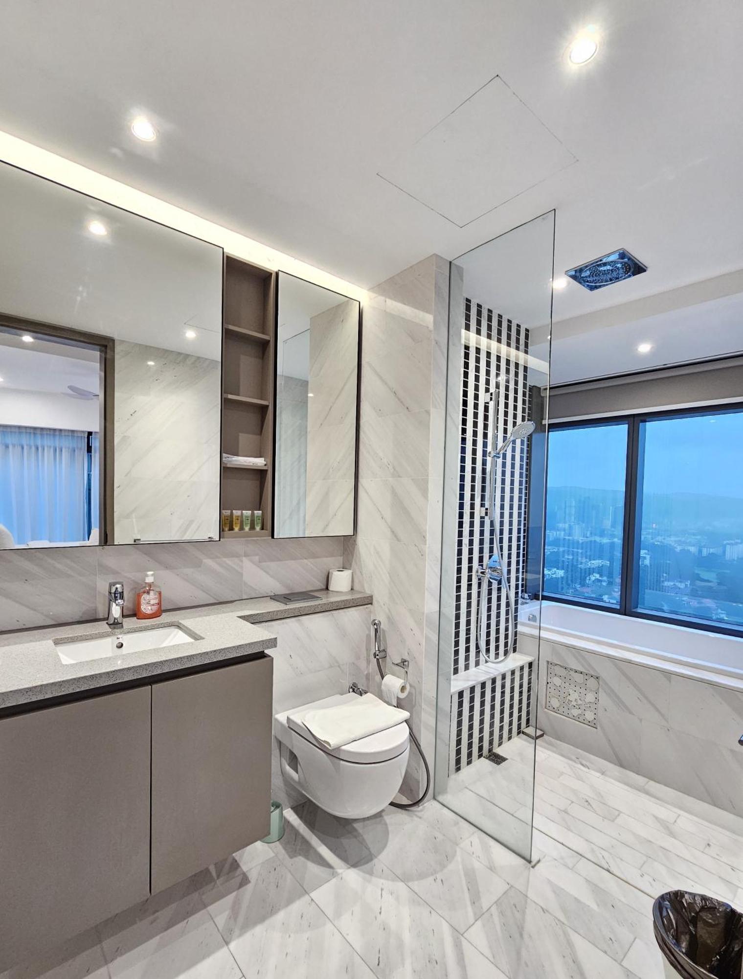 Crystal Suite At Eaton Klcc クアラルンプール 部屋 写真
